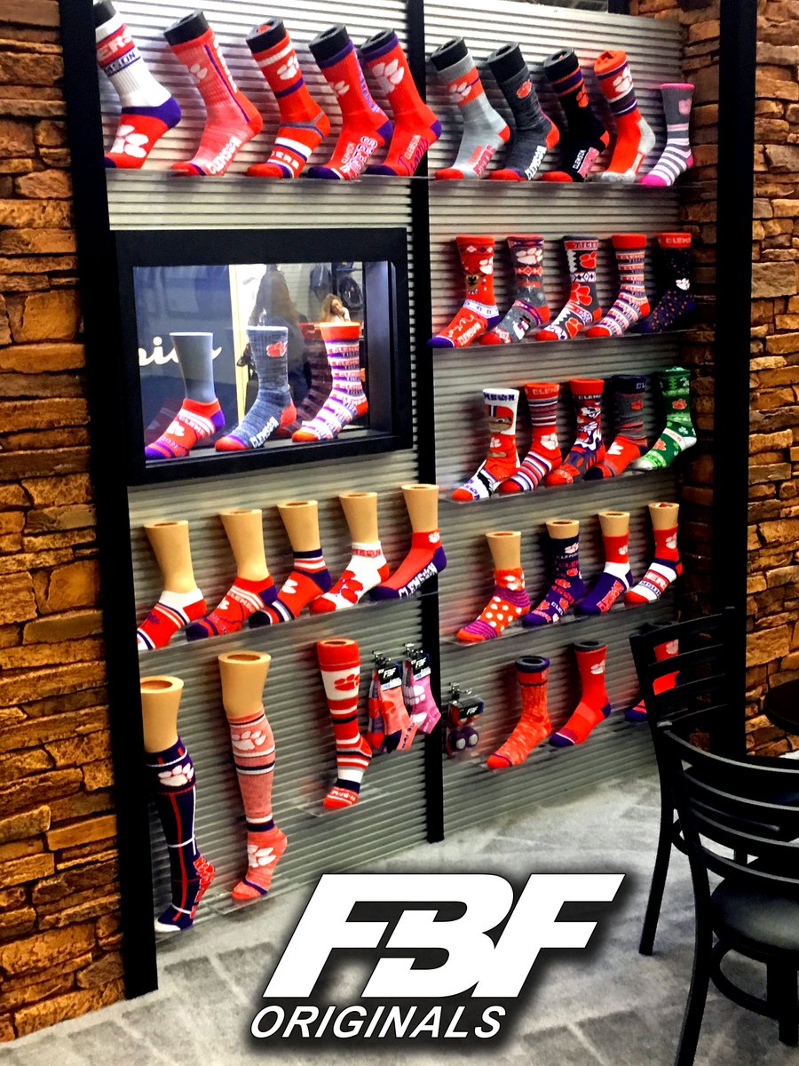 ForBareFeet's tweet photo. Come and check our booth out CAMEX!! We are located at booth #4021!! #camex #fbforiginals #socks #sports #college #football #hockey #baseball #basketball #nfl #nhl #collegesocks #collegefootball #collegebasketball #collegehockey #spring #tradeshow https://t.co/9ZZMQ7EwOb
