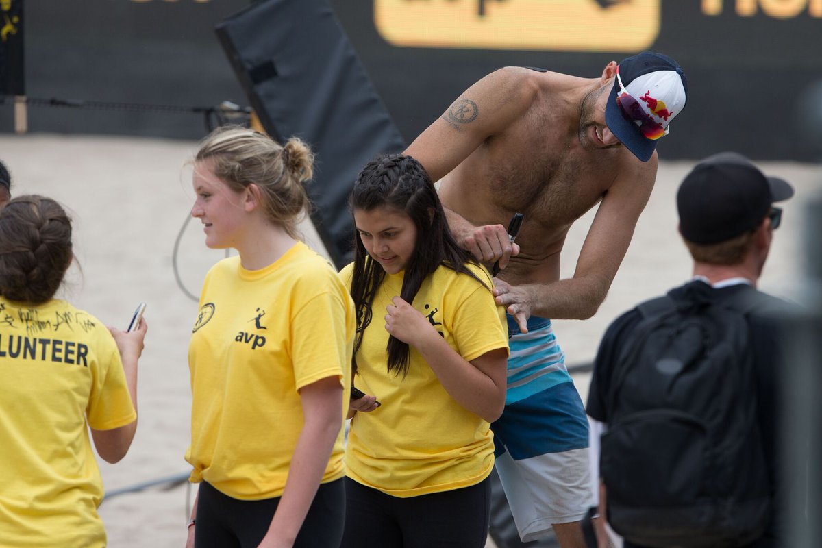 Thinking about getting more involved with AVP? Our Volunteer Registration Page is now OPEN for the #AVP2018 season and this is your chance to do rewarding work while being up and close to the action on the sand! Sign up and learn more here 👉🏼 avp.news/EaDQgT
