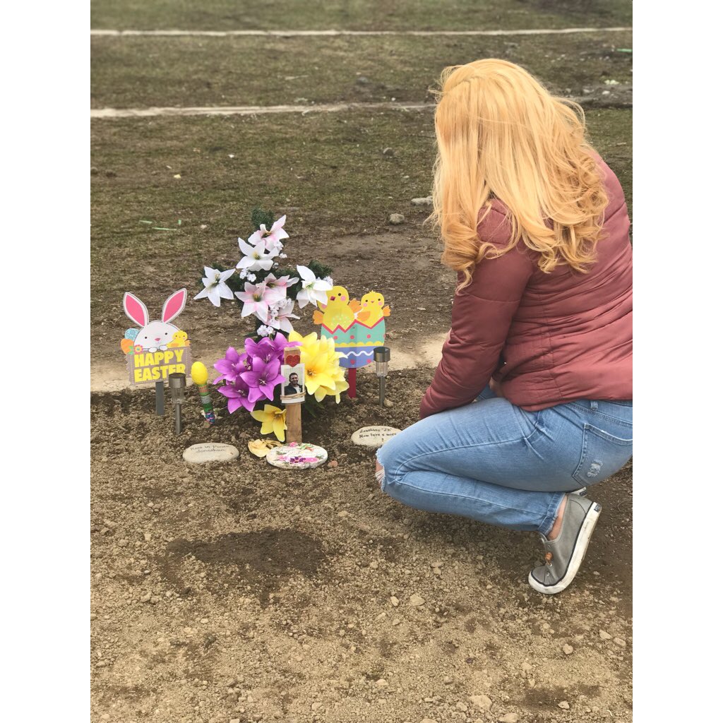oopsalljenny__'s tweet photo. Know youโre in heaven smiling down, watching us while we pray for youโค๏ธ๐๐ผ #resteasyJB https://t.co/b8Re0CvQDA