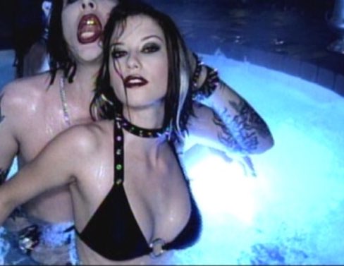 Single or not 

Whoever #RT's would fuck you
Whoever ❤️ would date you (Females only) 

If your brave enough, copy and paste