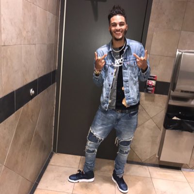 darian_daze's tweet photo. #NewProfilePic https://t.co/B4DsClEC5s