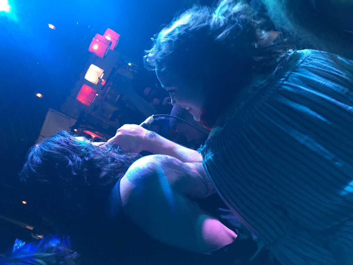 sylviaparanto12's tweet photo. U already know me and amber were up on stage givin kisses https://t.co/iMuedxjxkr