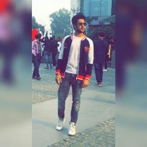 Deepsmriti3's tweet image. OMG! You have to see this. #BIGOLIVE &amp;gt;  .  
bigo.tv/sid/2126712767…