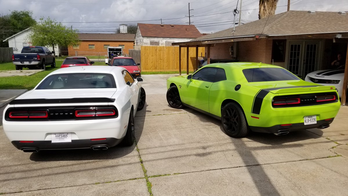 joecruz3106's tweet photo. The Dodge Brothers https://t.co/PcQQBgPJ8M