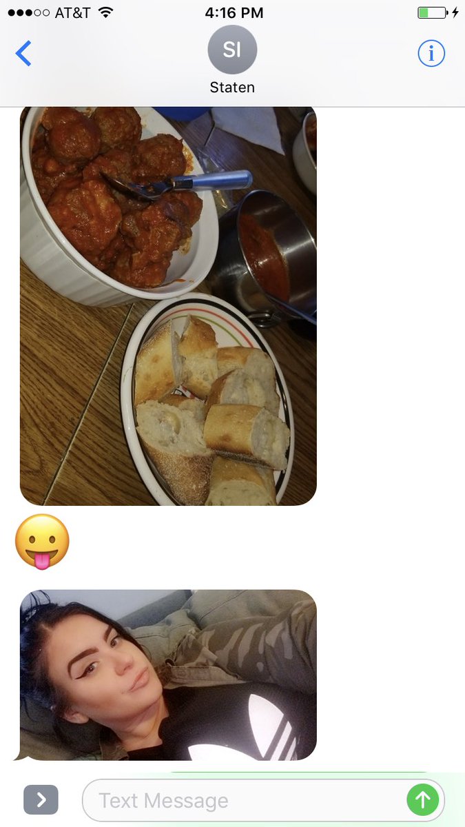 HighlightsXMark's tweet image. I don&apos;t know what looks better the meatballs or her 😍😛 #minchia #chefai #yocuz