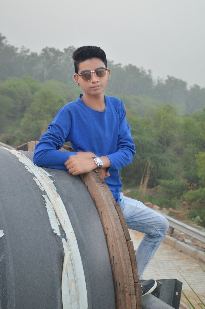 suhail_miller's tweet photo. I am  
#Miller #insta_click #SuhailMiller #sam #jokes #funny #d #sauthmovies #photoshoot #photoediting ##smartboys #style ##facebook #twitter #Cricbuzz #Wwe #Comedy #NewSauthMovies #HollywoodMovies #amitbhadana #bibikivins #round2hell #BollywoodMovies #samtag #newsomgs  #google https://t.co/qDF73gBxDy
