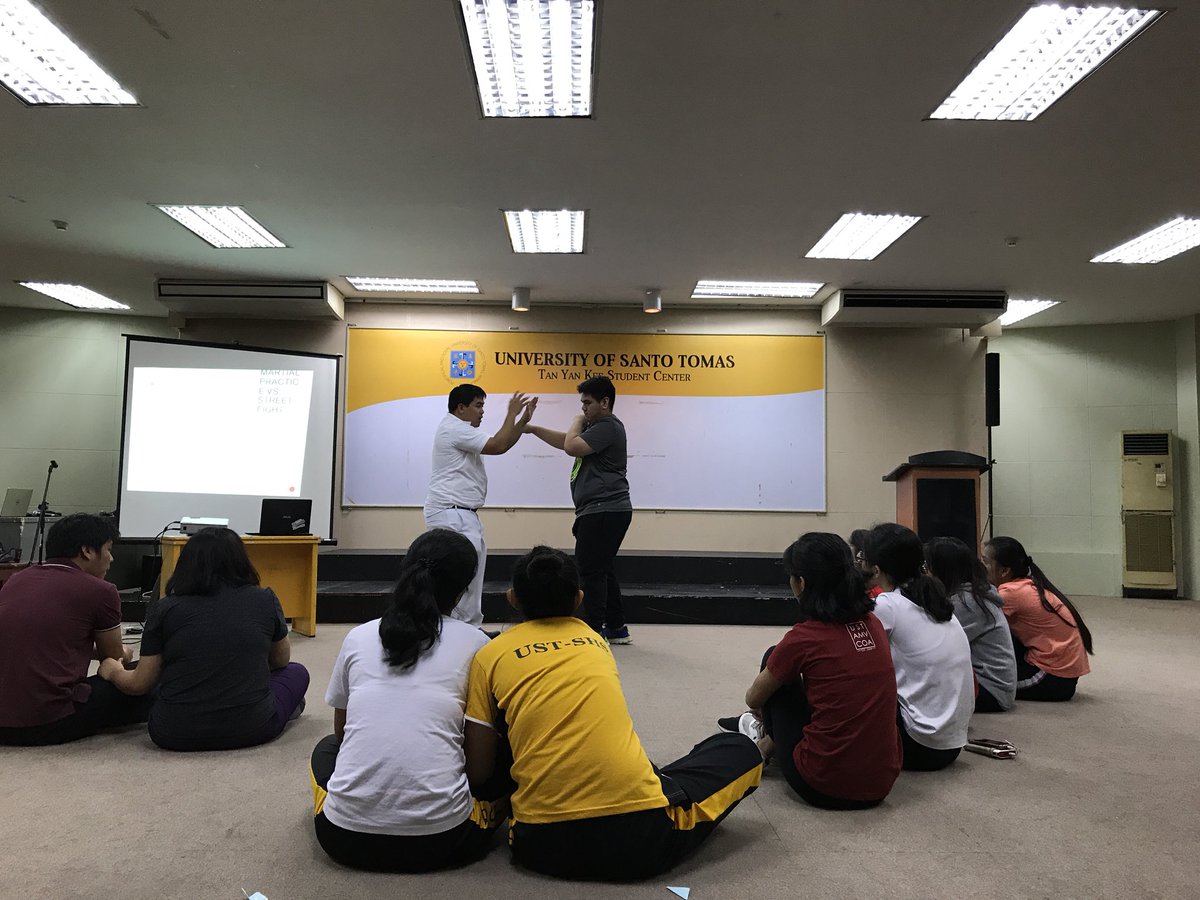 ust_hiraya's tweet photo. UST FMA showing students how to use the Index Position and their whole body weight for self-defense #ItStartsWithUs #GritAndGrace #USTWomensWeek2018 #HERevolution https://t.co/bBU0PQNkNm