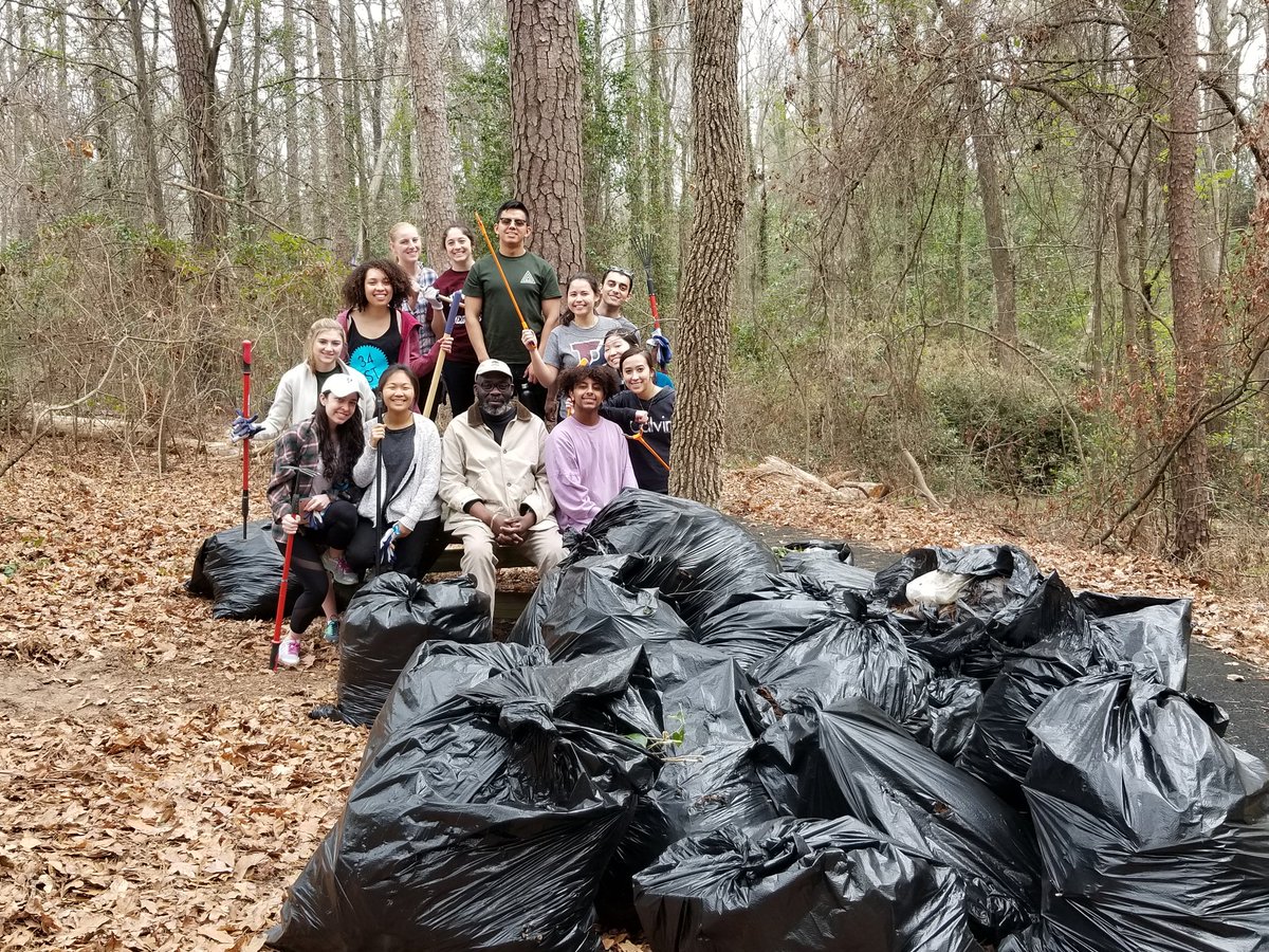 HealthyColumbia's tweet image. Amazing Work on McAlister Trail in Denny Terrace
THANKS
#UPENN #AlternativeSpringbreak
#MakingADifference
#HealthToThePeople