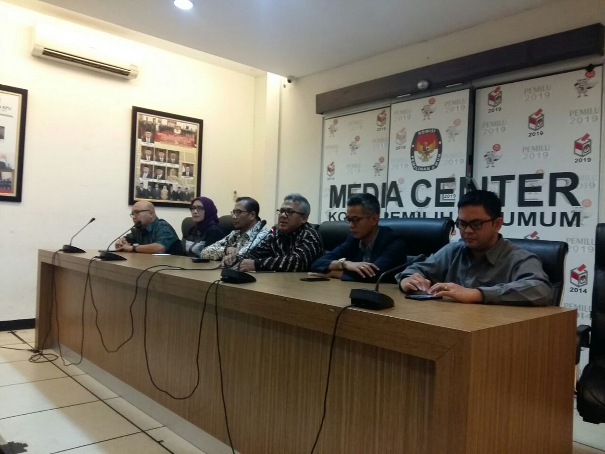Konferensi Pers menindaklanjuti Putusan Bawaslu RI Nomor 008/PS.REG/BAWASLU/II/2018 | KPU RI akan menetapkan Partai Bulan Bintang (PBB) sbg Peserta Pemilu 2019 &amp; Menetapkan Nomor Urut PBB #KPUmelayani