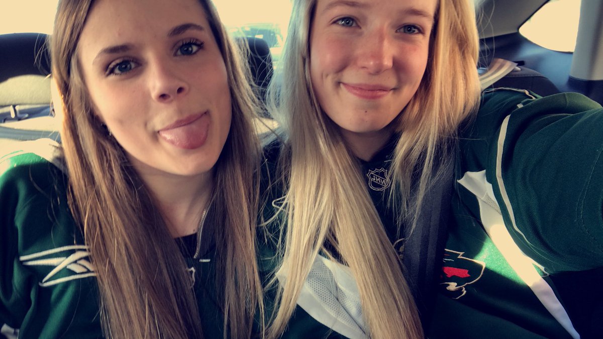 BethanyRoach15's tweet photo. I have the most amazing friend. Don’t know what I would do without @d_johnsonm in my life. 💛 https://t.co/WknEYkFD7u