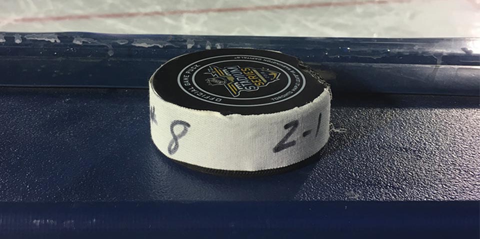NHLCapitalsFan's tweet photo. Alex Ovechkin’s goal puck from the Stadium Series game is missing a piece of rubber https://t.co/wH2LyKEctN #Capitals https://t.co/Db8I8OOexO