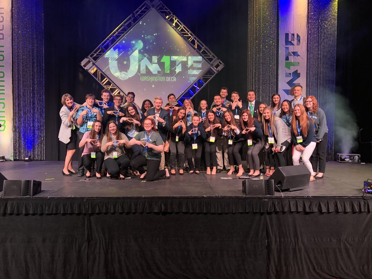 shadleparkdeca's tweet photo. #NewProfilePic #SCDC2018 #wadeca ✨💙 https://t.co/NKXquQPnmI