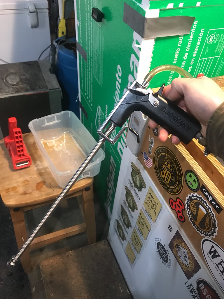 BrewCloud's tweet photo. RT @gamndood: #BeerGun upgrade works like a dream! #HomeBrew #homebrewing @BlichBeerGeek @ScroogeHomebrew @juddchuck @lhtetrick @MisterTHistory https://t.co/HYchMDeSAk