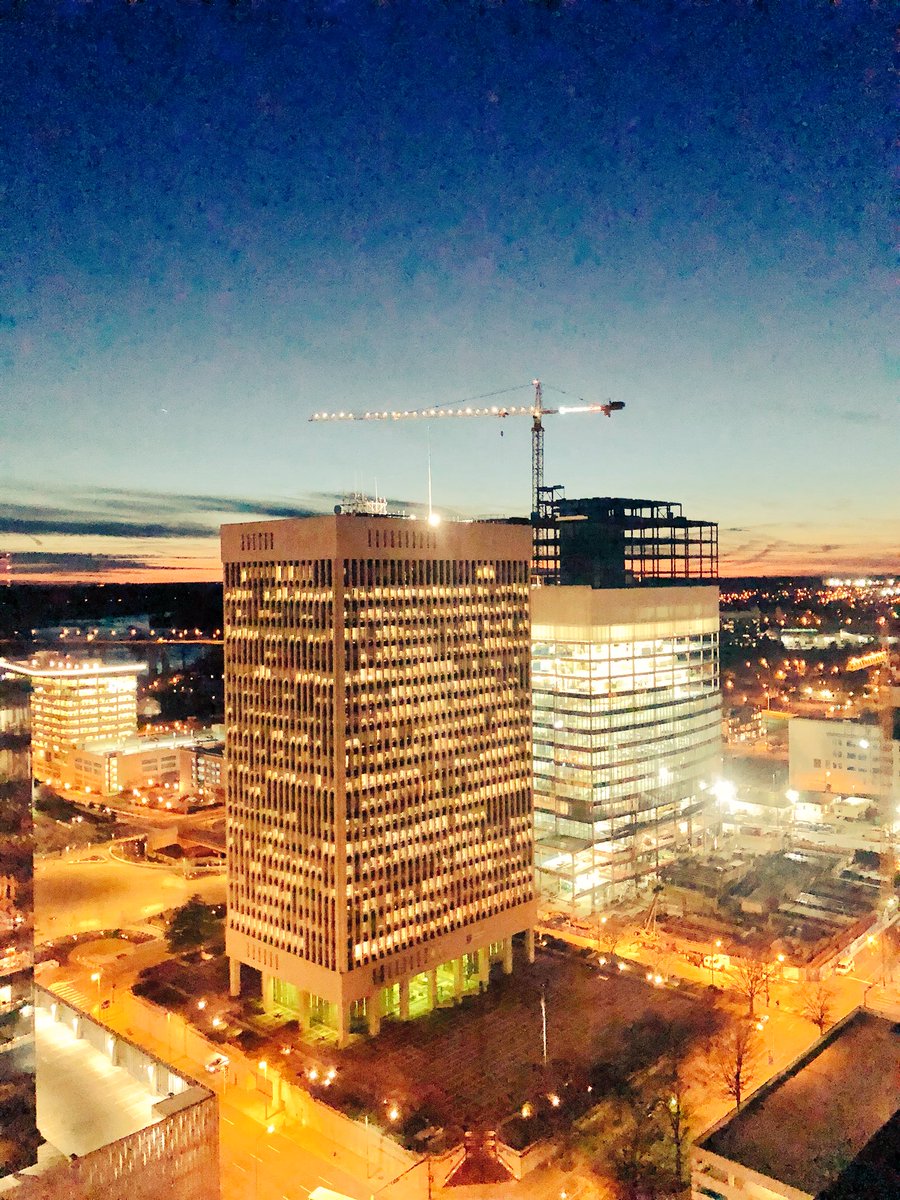 csmalls91's tweet image. #nighttimeviews #thinkingspot