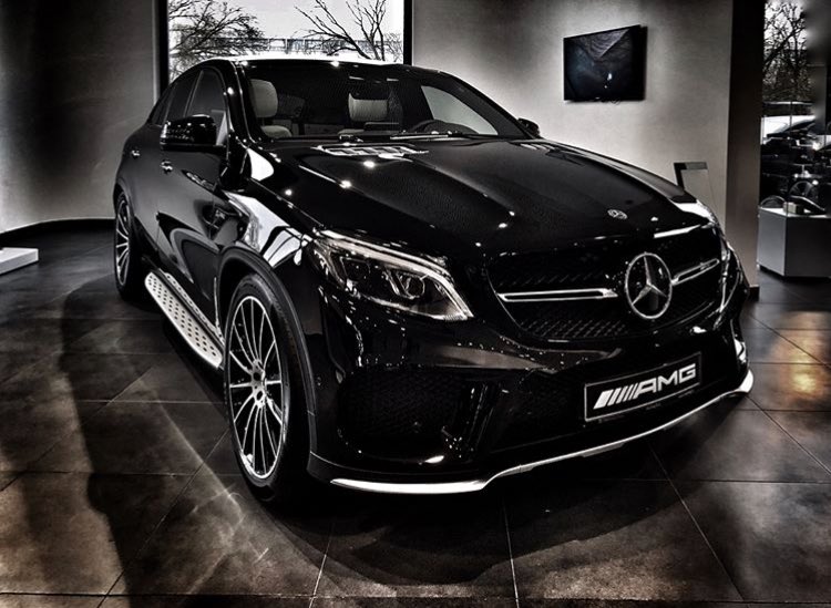 MOTIVATIONDAlLY's tweet photo. ⚫️☠️GLE 43 AMG ☠️⚫️ https://t.co/ytKQX7NelY