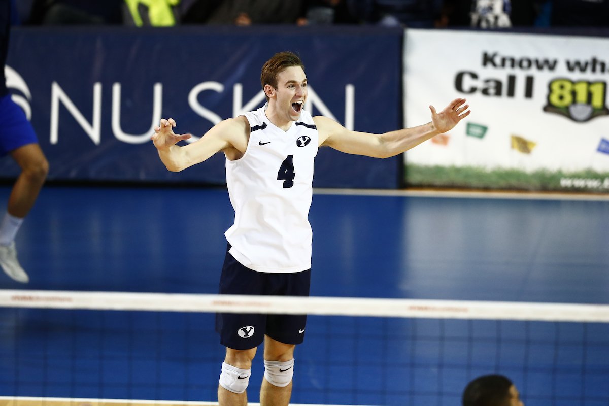 jaromjordan's tweet photo. .@BYUvolleyball raked in a few awards after a stellar week of wins vs Pepperdine &amp; UCLA.

@Durkster4 is the MPSF offensive player of the week &amp; freshman MB Felipe de Brito Ferreira is the defensive player of the week. 

#BYUMVB #BYU #BYUSN https://t.co/l02FxEcmGa
