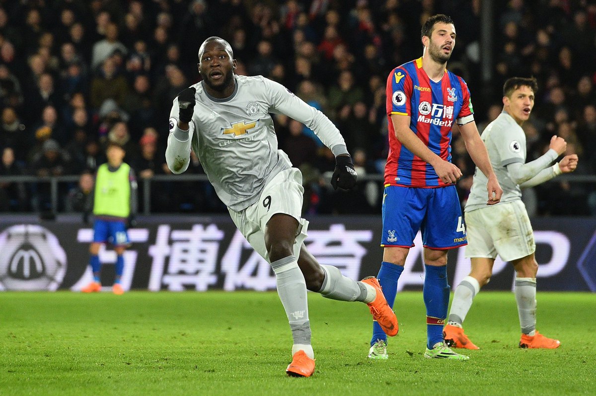 SiaranBolaLivee's tweet photo. FT #EPL Crystal Palace 2-3 Man United (Townsend 11', Aanhokt 48'---Smalling 55', Lukaku 76', Nemanja Matic 91') https://t.co/XWl12WG0tD