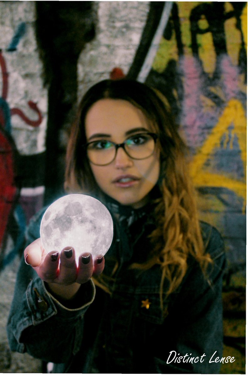 DistinctLense's tweet photo. @Brandonwoelfel A photographer who gets inspired by you, love you Brandon 💖📷 https://t.co/Qw4uZbAKZt