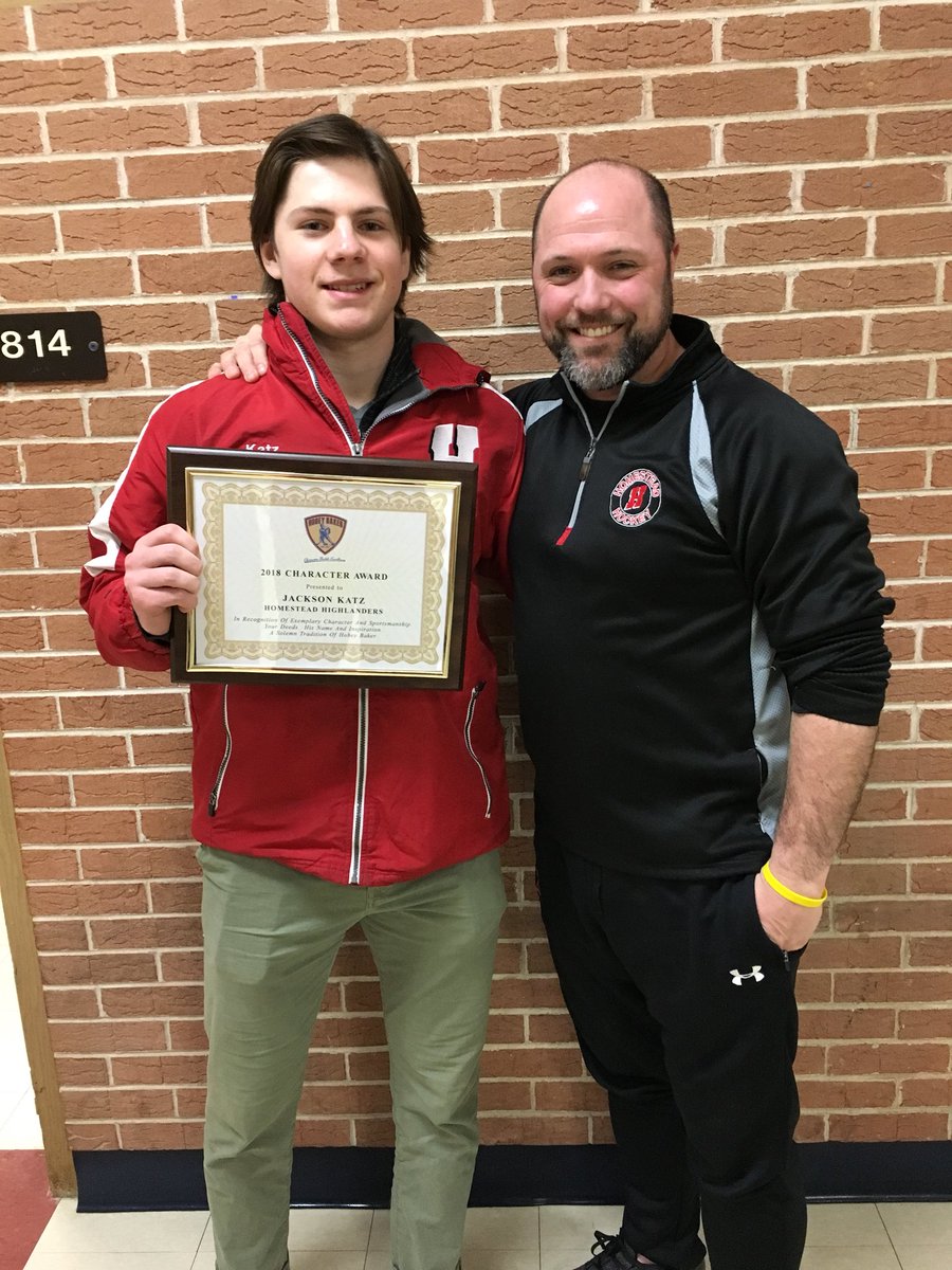 HHShockey's tweet photo. More great stuff from @jackson_katz as he is awarded the #HobeyBaker and the Highlander Award. This kid has great character and is going places! This is a solid young student athlete #mightyhighlanders @GoHHSathletics https://t.co/GB8GgpvLwV