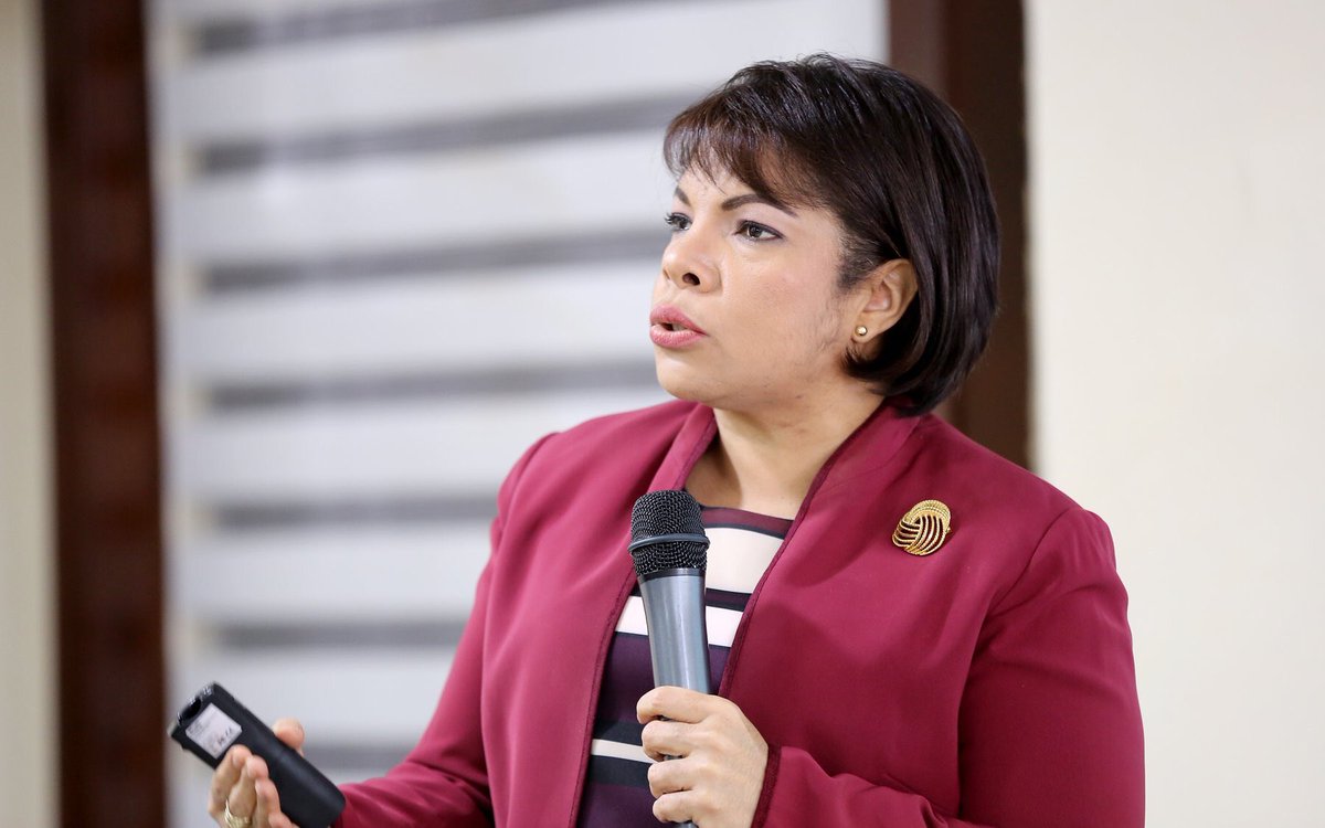 miderec_rd's tweet photo. La coordinadora técnica del #DPD, Martha Rodríguez, explicó que del 9 al 17 de noviembre el país será sede de tres eventos que marcarán los 50 años de Olimpiadas Especiales: Torneo Global de Tenis, el Congreso Global de Atletas y la Reunión Mundial del Consejo Internacional. https://t.co/xRlhiFowcC