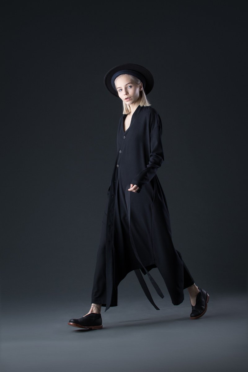 Betweenlab's tweet image. New on between.lt, @fashion, @conceptual, @unisex, @black fashion