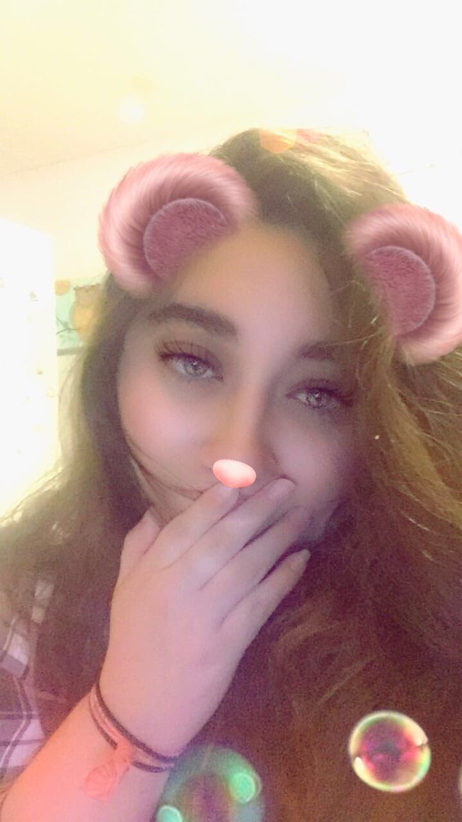 LitBunnyChan's tweet image. Showing my face &amp;gt;.&amp;lt; 

@Raven_Asuna @SingerSeven @MizuNoMaj