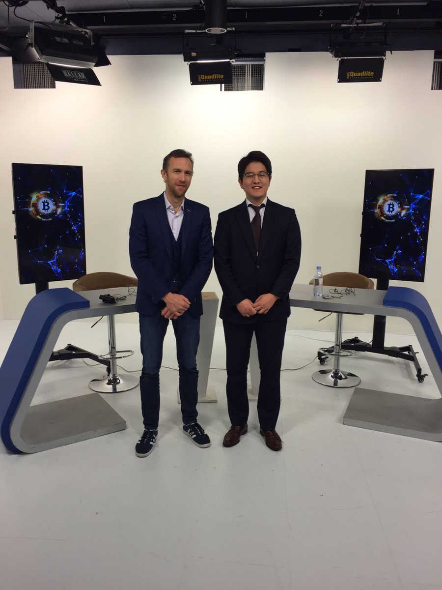 LGOGroup_'s tweet photo. Thank you @HKWOWTV for hosting @fred_montagnon today! A great discussion on Legolas and the Blockchain industry in South Korea. 
#LegolasExchange #GlobalExchange https://t.co/gV69rWbl3f
