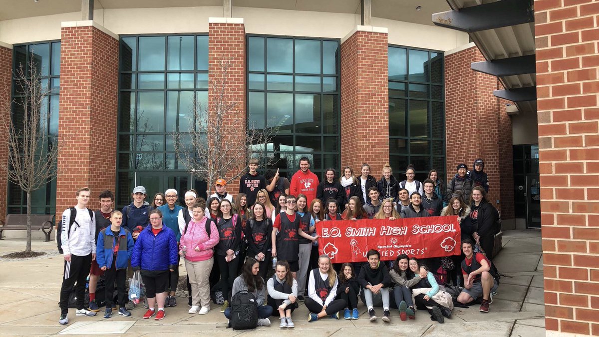 eosunified's tweet photo. great tournament this afternoon at Tolland High School🏀🐾@SOCTconnecticut #playunified @EOSmithHS https://t.co/6MAh2LOHBy