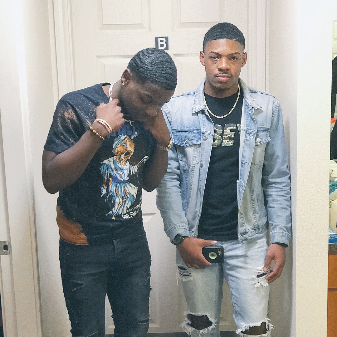 nosirnick's tweet image. in the cut like 🦋 stitches. 
#TheFinal4