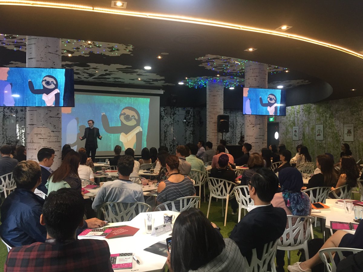 trendwatching's tweet photo. Jetlag withstanding, it’s time to activate! First up in Singapore: an introduction to the day, courtesy of TrendWatching MD Henry Mason ✈️ ☕ 👋 #TrendSemSGP https://t.co/47FZ9lCEUK