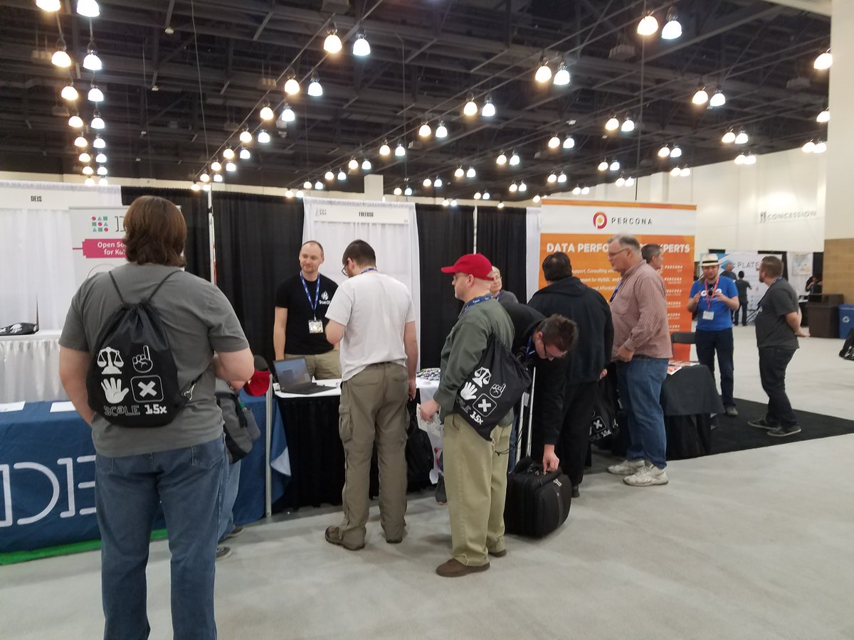 iXsystems's tweet photo. #Scale16x is this Thursday! We can still remember how much fun we had last year. Check out some of our photos from last year's @socallinuxexpo! #SCALiXpo #Booth616 #Booth614 #scale15x https://t.co/EVMbp8FtXh