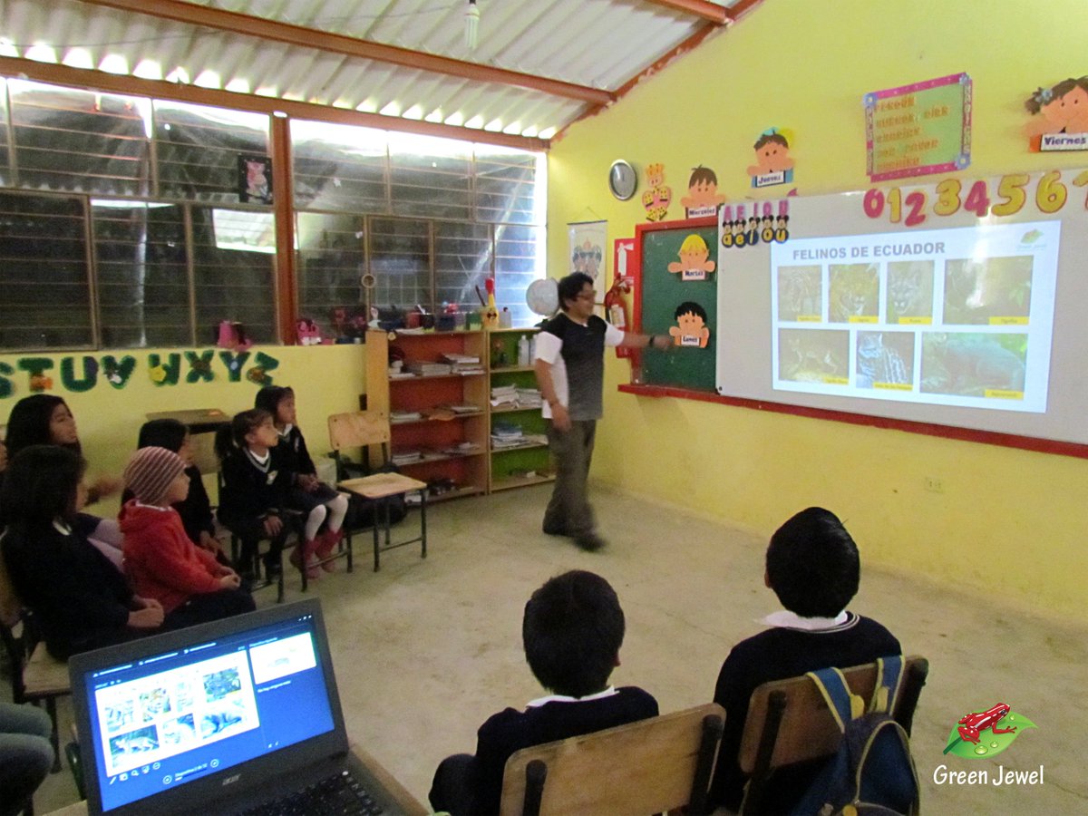 GrupoGreenJewel's tweet photo. EDUCACIÓN AMBIENTAL POR DIA MUNDIAL DE LA VIDA SILVESTRE [1/3]

Charlas, proyección de videos, cartillas y juegos sobre el "Jaguar" compartimos con los niños y niñas de las escuelas.

#WorldWildlifeDay #PredatorsUnderThreat #iProtectBigCats #WWD2018 https://t.co/ko4qUqltYZ