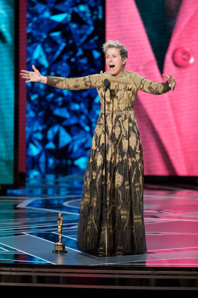 adage's tweet photo. Ratings for ABC's Sunday night #Oscars broadcast appears to have fallen to an all-time low. https://t.co/HE7sRBuj6D https://t.co/jSHugZAh5k