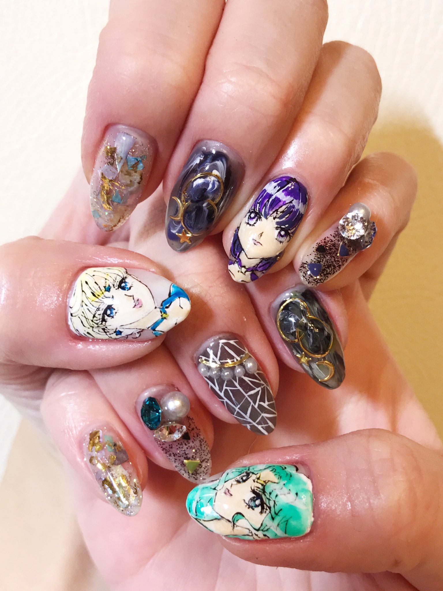 Tokio Nail Tokionail 新宿御苑前 新宿 駅近 ネイル サロン 初回オフ無料 初回10 オフ 手書きアート キャラネイル可能 ディズニーネイル可能 イベントネイル可能 Nail Tokyo Japan 大人 キャラネイル ニュアンスネイル セーラームーンネイル セーラー