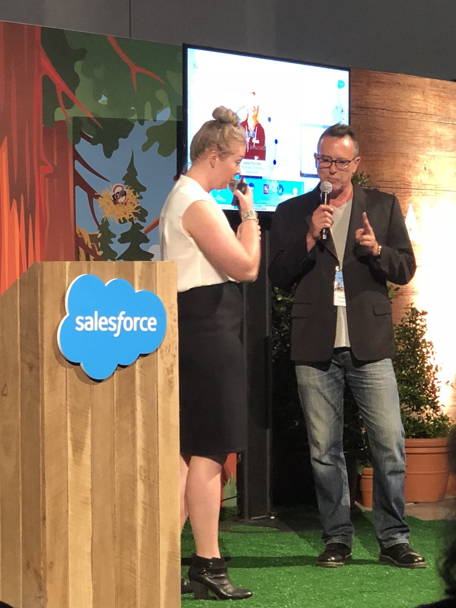 teamansarada's tweet photo. What is your fastest path to optimise quote-to-cash? @ShuttlebugTim speaking about how CPQ helped this process come to life for @ansarada #SaleforceTour https://t.co/hTkUdRKreq