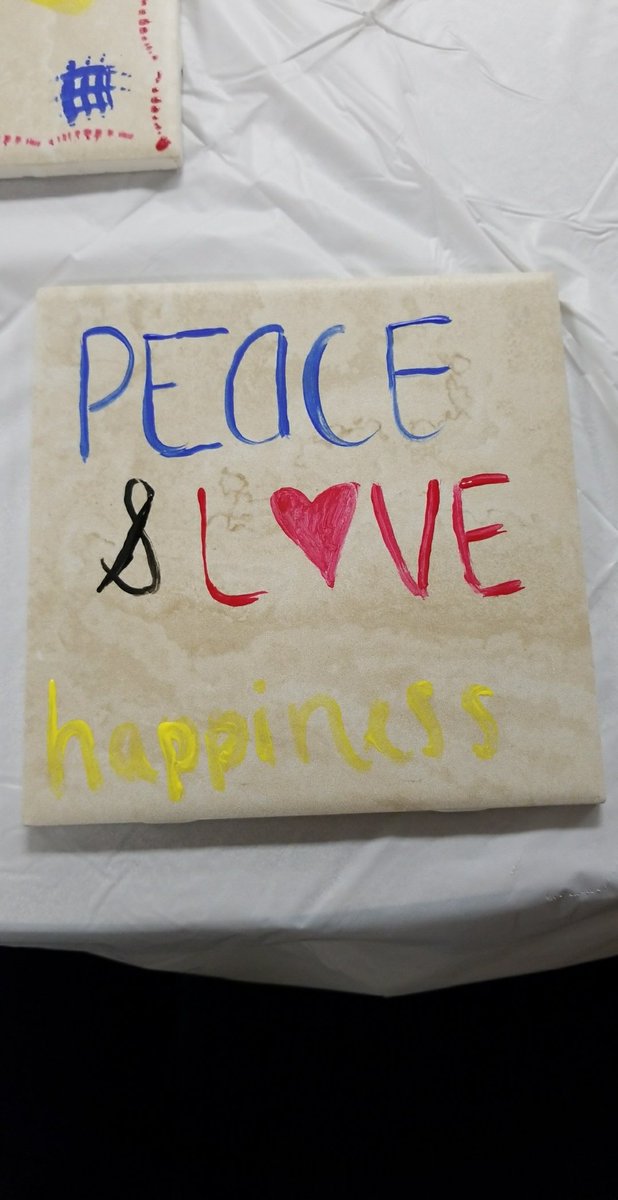 WallabyWaySydd's tweet photo. Obviously not the best artist. But I enjoyed myself. Thanks @PBM_UCF 😊😊
#PBMCares https://t.co/JyrNfT0T0d