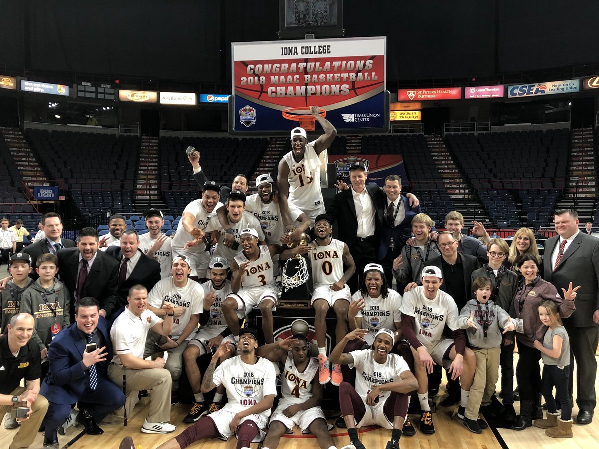 Gaels for the win! <a href="/IonaGaelsMBB/">Iona Men’s Basketball</a> are the #MAACHoops18 Champions!! #GaelNation #3peat #ICMBB
