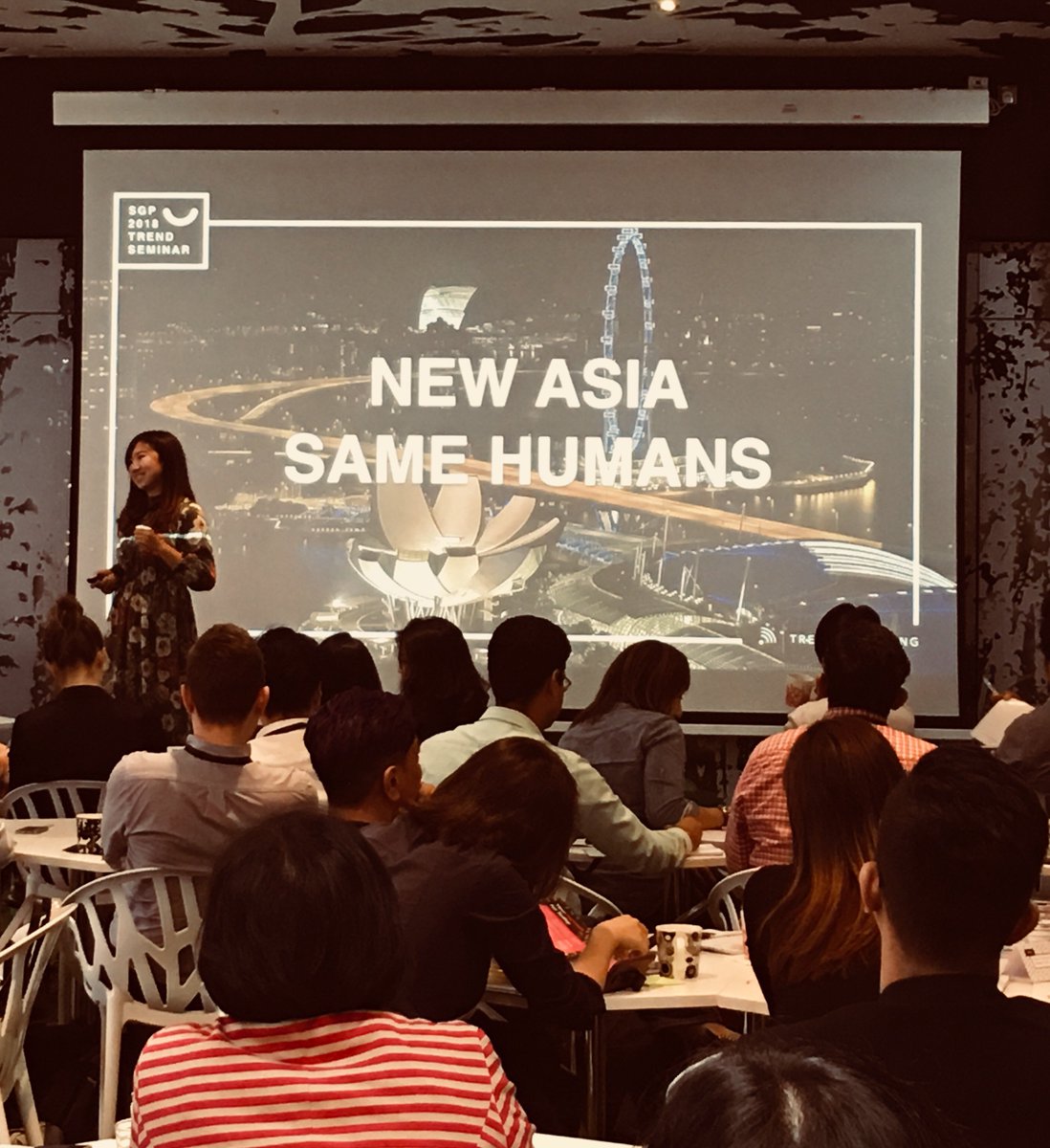 trendwatching's tweet photo. Picking up pace in Singapore, we get started with the day’s opening keynote featuring the consumer trends reshaping the behaviours, mindsets and expectations of consumers NOW, and until 2020. #TrendSemSGP https://t.co/zD1UKJXFTA