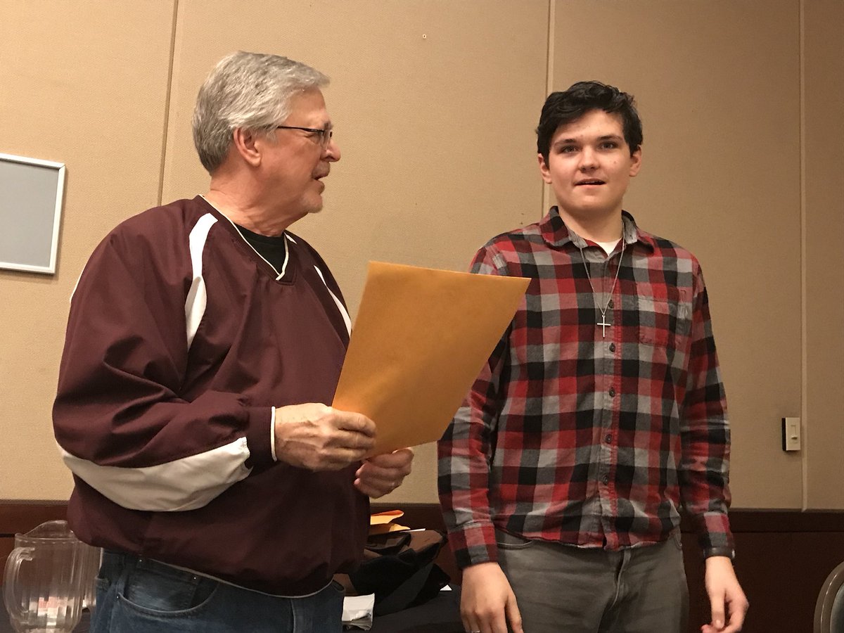 BrebeufBowling's tweet photo. Bowling Assistant Coach Joe Connelly realizes at the season ending banquet that Will, Patrick, Matthew &amp; Arinze (no photo) did not redshirt their freshmen year and will not be available to bowl for the Braves boys squad next season. #FourAndDone @BrebeufSports @BrebeufJesuit https://t.co/Q3yXXkHEXw