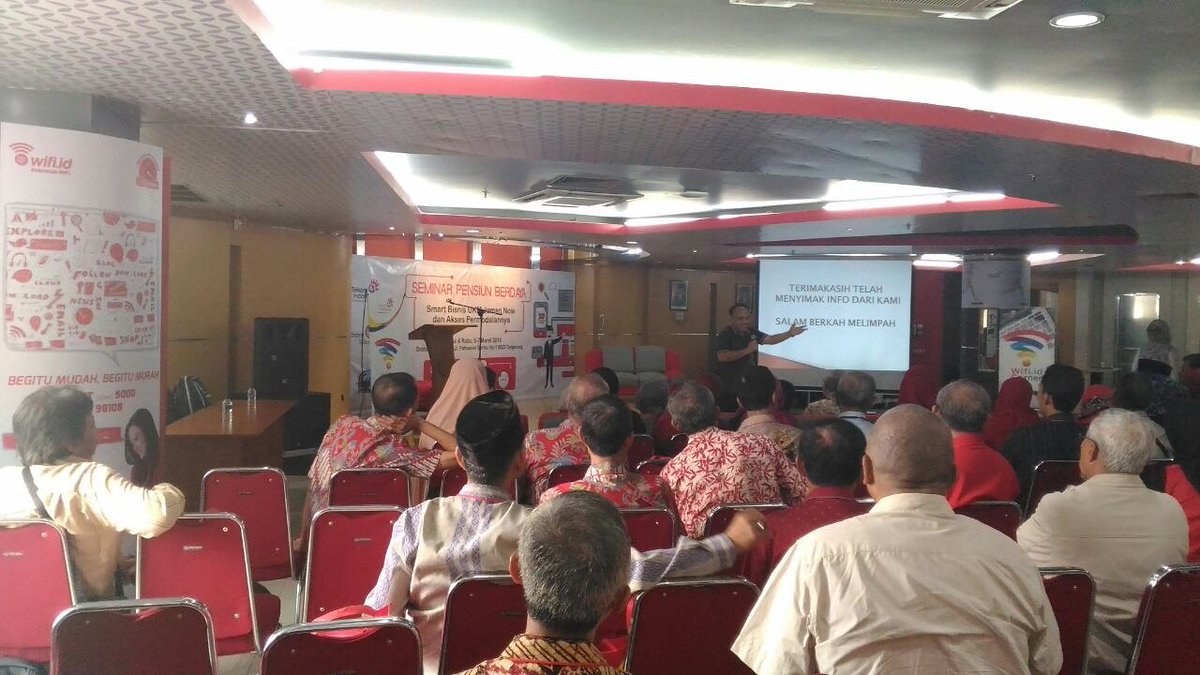 Pemaparan bisnis WiCo 2.0 (Wifi Corner) di Seminar Pensiun Berdaya dengan tema "Smart Bisnis UKM Jaman Now dan Akses Permodalannya" di Graha Telkom BSD Jl Pahlawan Seribu No 1 BSD Tangerang. Hari Selasa &amp; Rabu, 6 - 7 Maret 2018 #warnetzamannow
WA 081245524629
Telegram @WiFiReg2