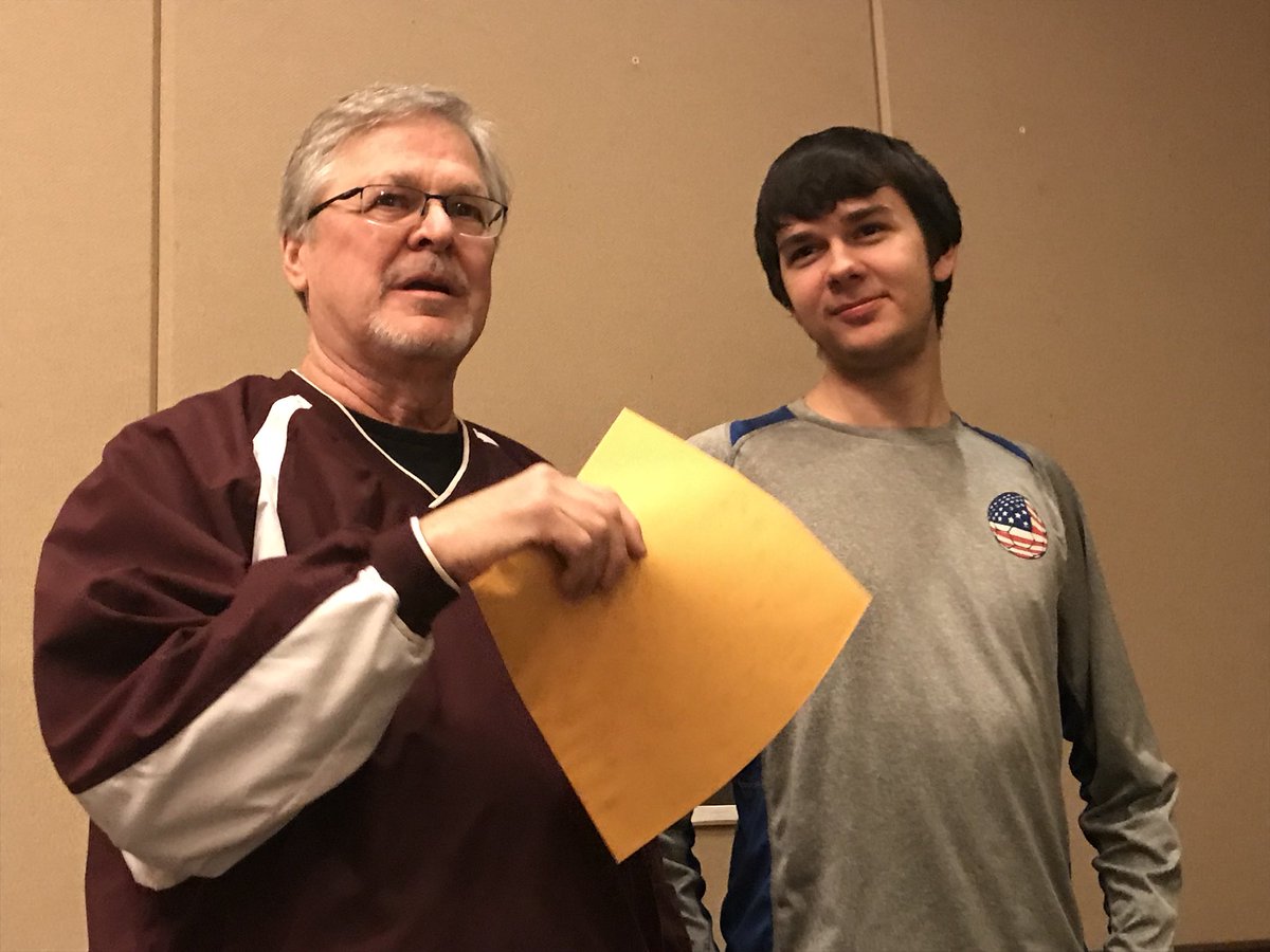BrebeufBowling's tweet photo. More bowlers who were recognized tonight at the girls and boys bowling team season celebration.  Congrats, Braves. Hope the B's you received tonight are the only ones you receive this term.  @BrebeufJesuit @BrebeufSports https://t.co/0YVQtAx9Pc