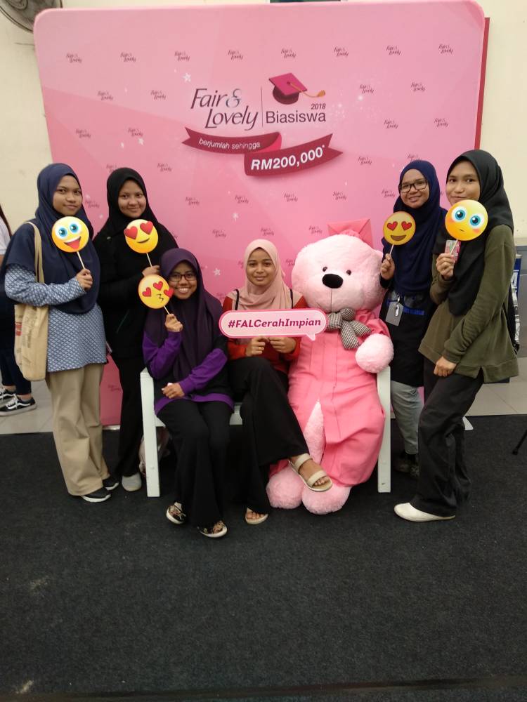biasiswa fair and lovely 2018