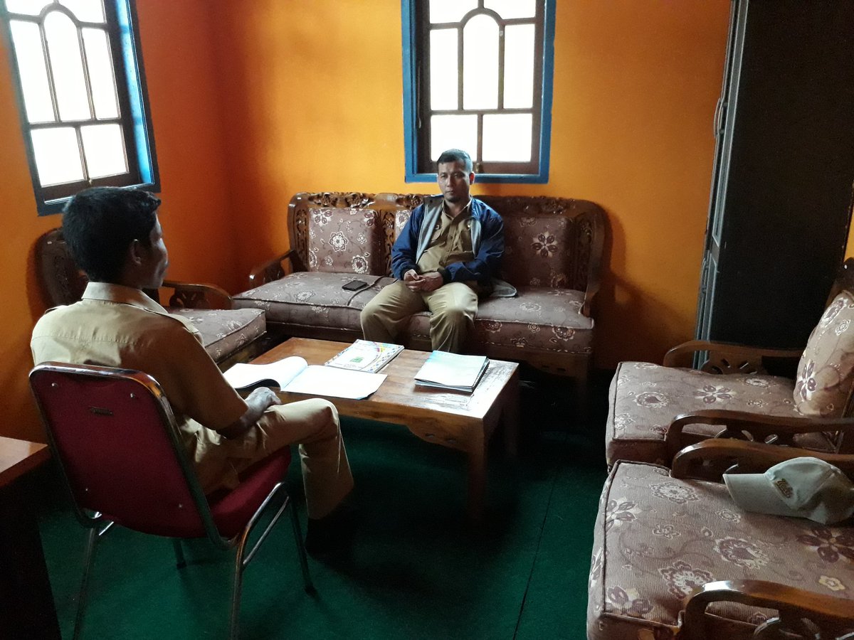 Kegiatan lapangan bersama luh pns n ppb ke kantor Desa <a href="/mzulficar/">ZulficarMochtar</a> <a href="/kkpgoid/">KKP RI</a> <a href="/fisheris_/">PENYULUH PERIKANAN BANTU</a> @dit_ppi <a href="/djpt_kkp/">Direktorat Jenderal Perikanan Tangkap</a> <a href="/susipudjiastuti/">Susi Pudjiastuti</a>