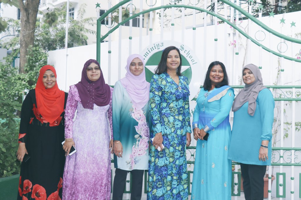 Maradhoo School (@maradhooschool) on Twitter photo Education Minister Dr. <a href="/aishathshiham/">Aishath Shiham</a> attends ceremony held to honour @Aminiyaschool1 Student Council and Amin Didi Award. Education Minister Dr. <a href="/aishathshiham/">Aishath Shiham</a> attends ceremony held to honour @Aminiyaschool1 Student Council and Amin Didi Award.