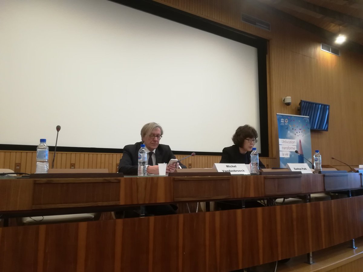 CNFUnesco's tweet photo. Deuxième journée du colloque international "Éducation et protection de la petite enfance", ouverture des travaux par Mme Eunhye Park, World President, OMEP, M. Michel Vandenbroeck, professeur, university of Ghent.
#ECCEd
@CNFUnesco
@UNESCO_fr
@MinistereCC https://t.co/XB4sPVdg0a