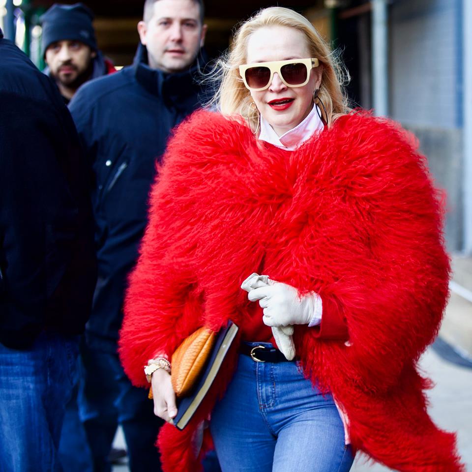 InfurMagazine's tweet image. Simple and comfy outfis from #nyfw2018 
📷 @DavidGoodmanPix    
#infurmagazine #furstagram #fashiontrends #luxuryfur #fur #womensfashion #nyc #NewYorkFashionWeek #selfie #picoftheday #igers #photography #photooftheday #portrait #photogram #behindthescenes #photoshoot #photog