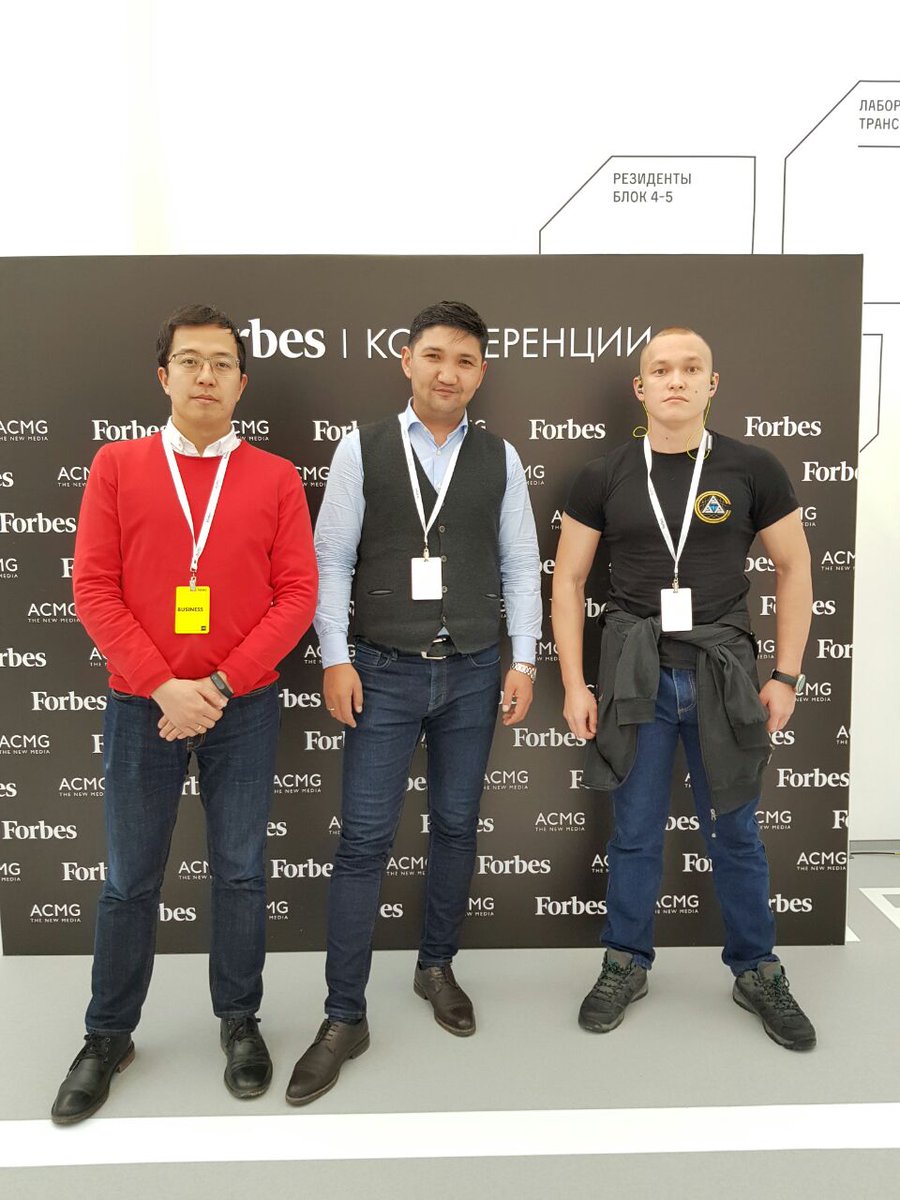 Archiprogram's tweet image. Life at conferences of 2018🙂#ARCHI #ARCHICOIN #PREICO archicoin.io