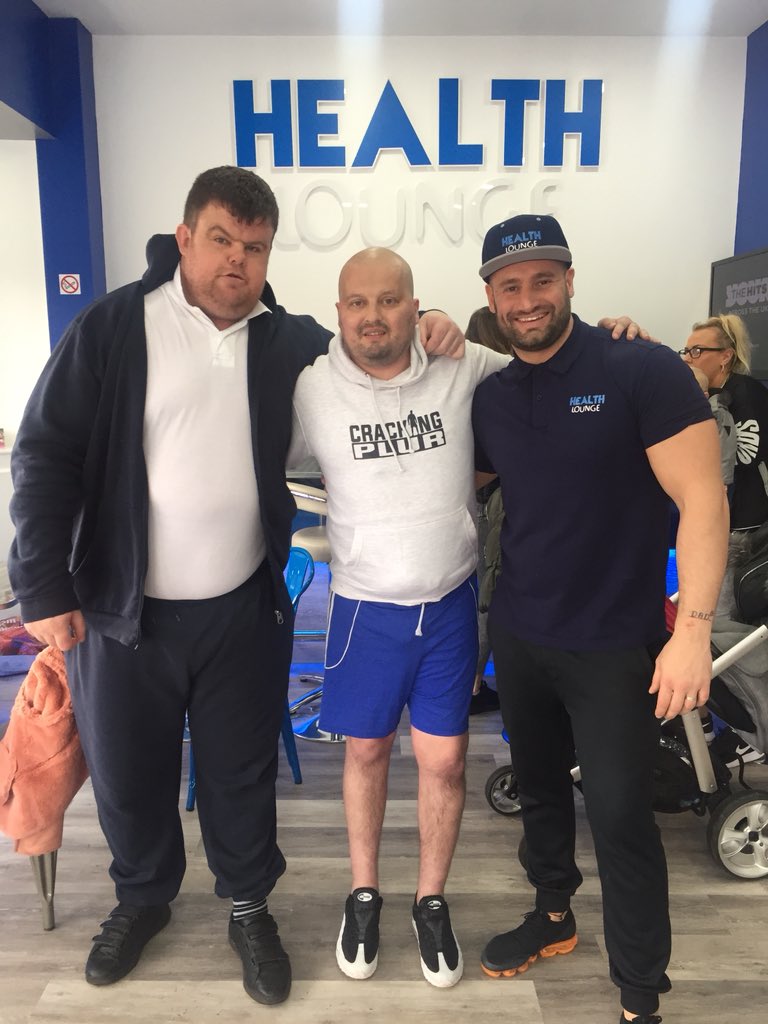 WoolcockBarney's tweet photo. @JJL_Thompson Nice work pal, I’m still fighting stage 4 Burkitts Lymphoma 8 weeks into my 2 week prognosis now. Positivity, support, the right lifestyle and it can be beaten! Too much to lose! Hope you had a class birthday! #healthiswealth #box2box https://t.co/kfuFrkBXZ5