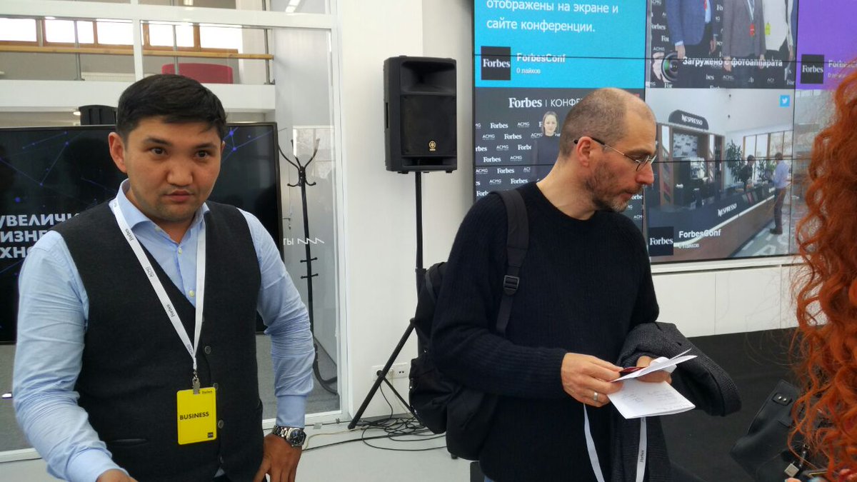 Archiprogram's tweet image. Life at conferences of 2018🙂#ARCHI #ARCHICOIN #PREICO archicoin.io