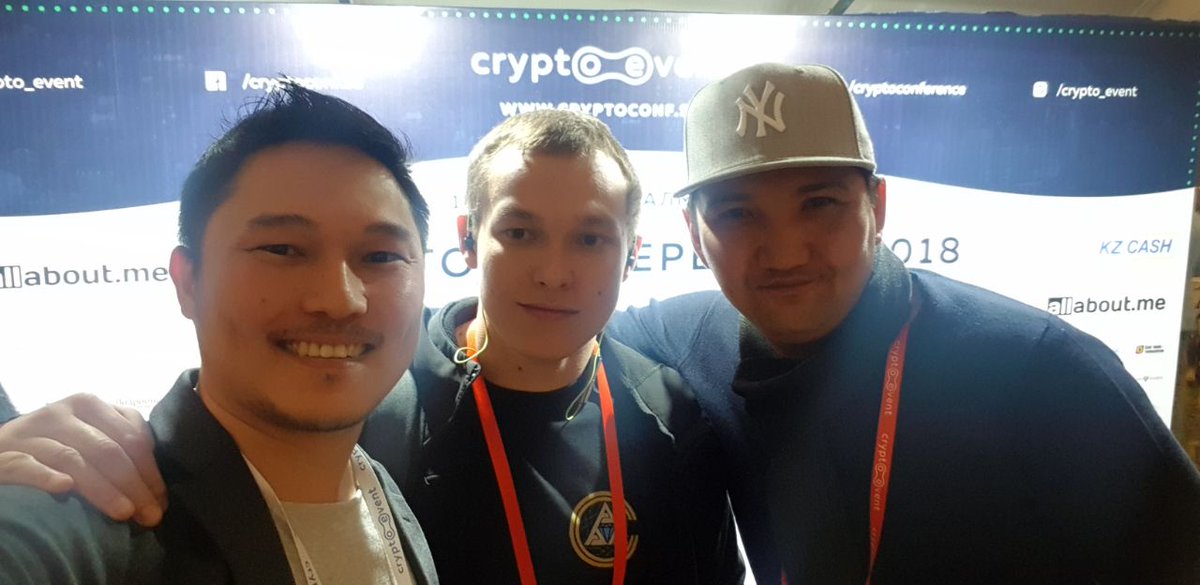 Archiprogram's tweet image. Life at conferences of 2018🙂#ARCHI #ARCHICOIN #PREICO archicoin.io